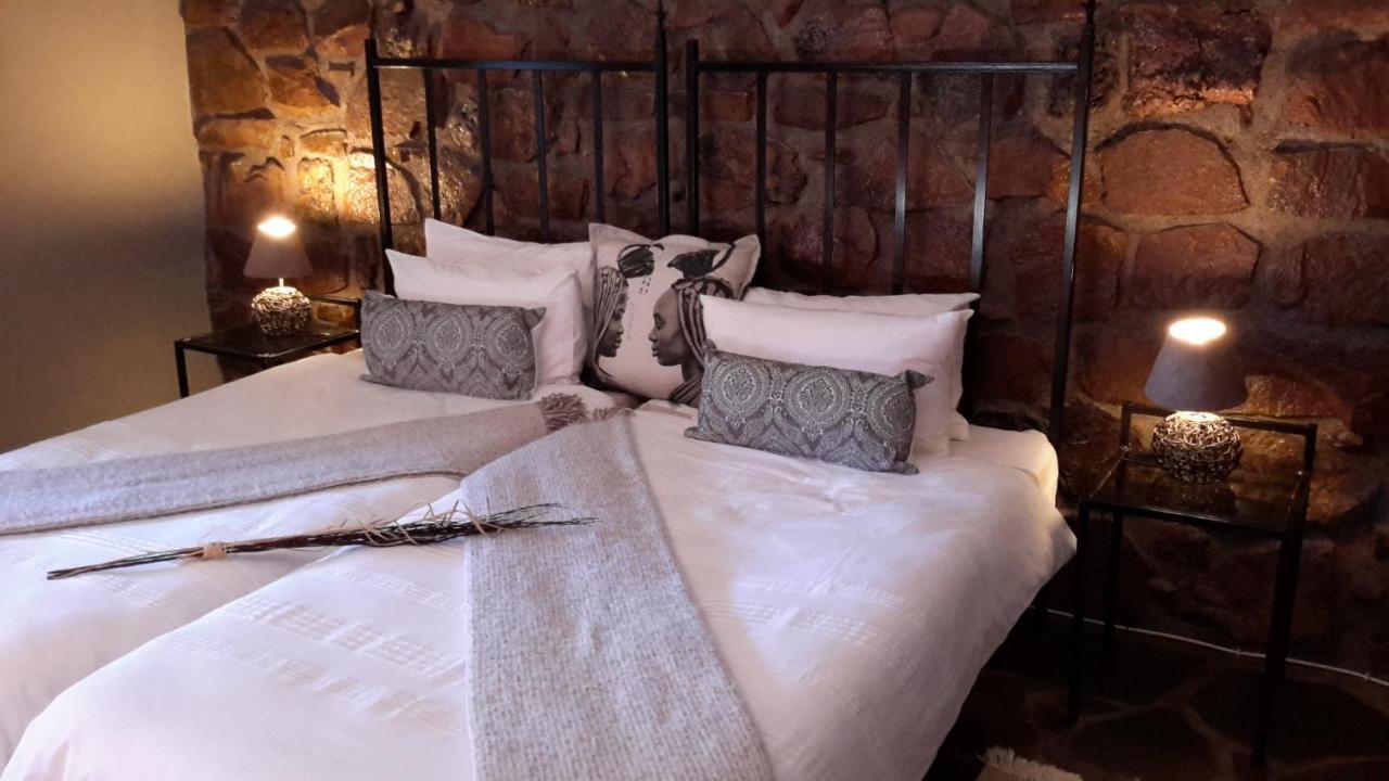 Khan River Lodge Wilhelmstal 外观 照片