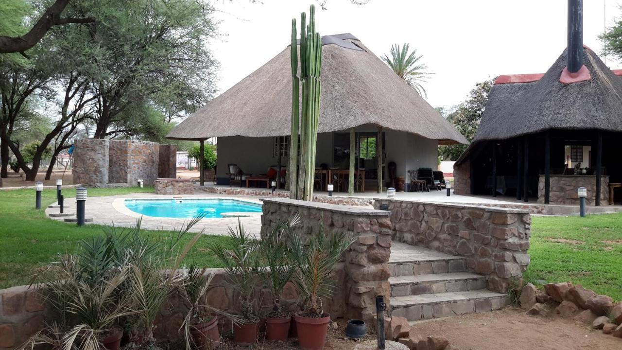 Khan River Lodge Wilhelmstal 外观 照片