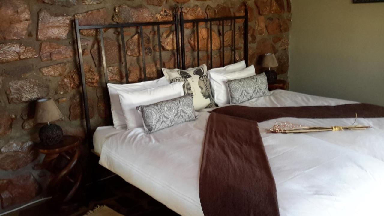 Khan River Lodge Wilhelmstal 外观 照片