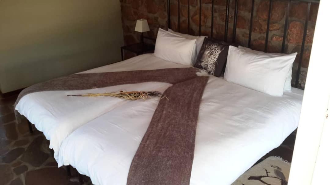 Khan River Lodge Wilhelmstal 外观 照片