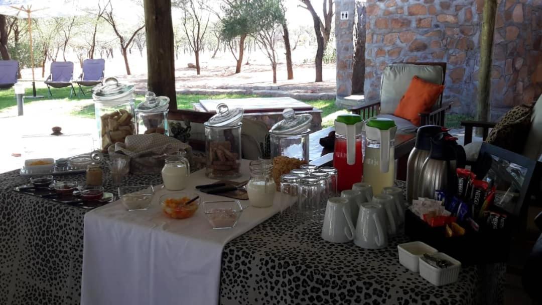 Khan River Lodge Wilhelmstal 外观 照片